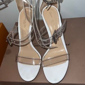 AUTHENTIC Gianvito Rossi - GABBY heels